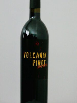 Pinot Vulkanic Amphora Pinot Noir Domaine Arsac