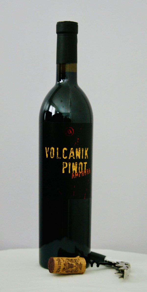 Pinot Vulkanic Amphora Pinot Noir Domaine Arsac